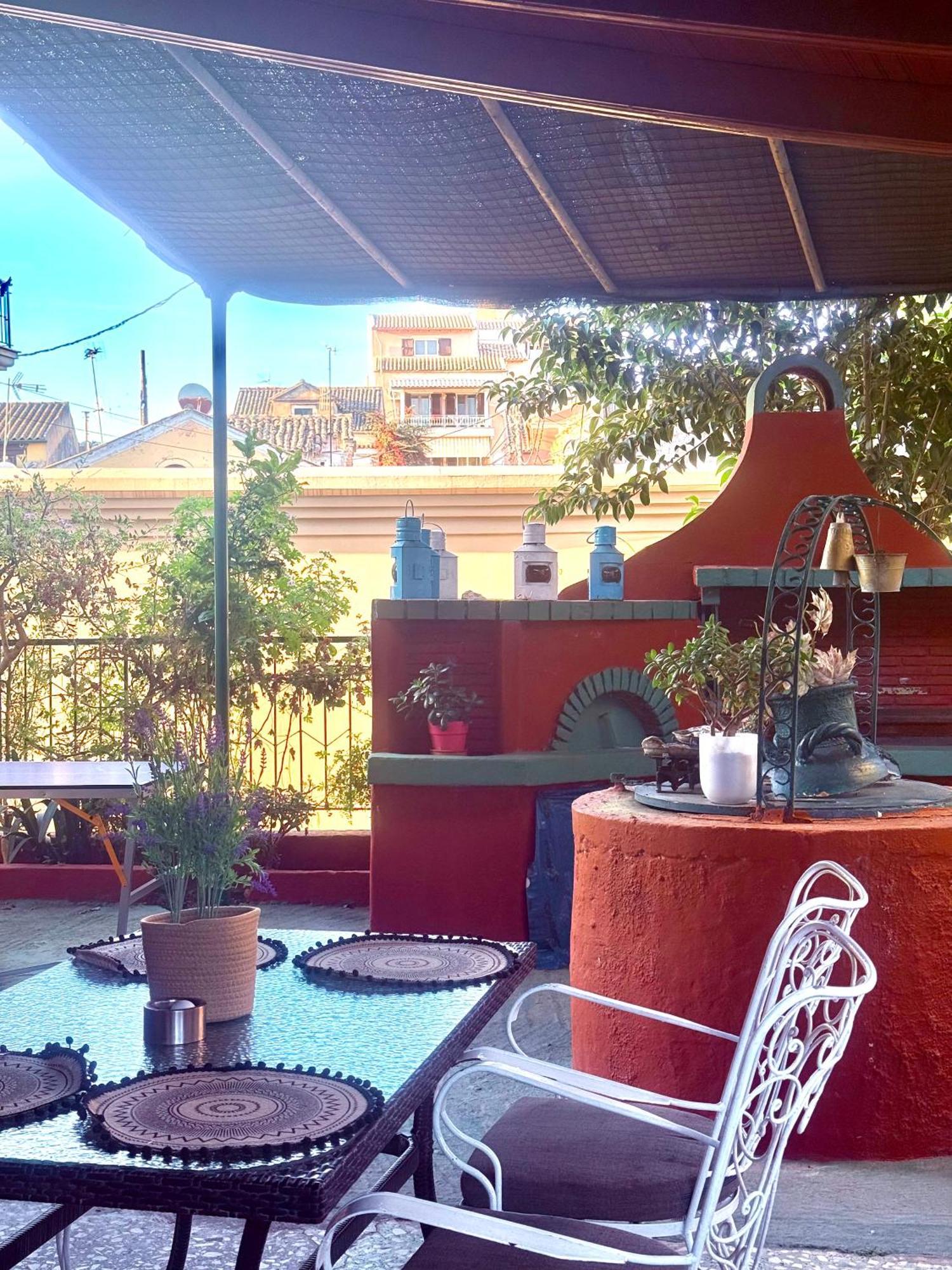 Fay'S Barbeque Garden House -Family Activities Corfu Port 아파트 외부 사진